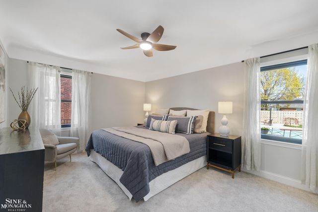 56 Hampton Road, Grosse Pointe Shores, MI 48236