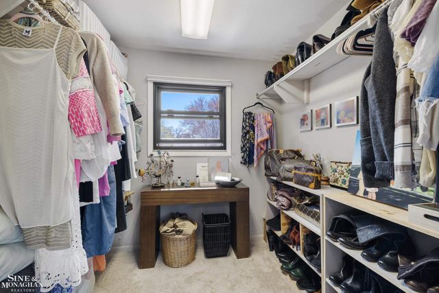 56 Hampton Road, Grosse Pointe Shores, MI 48236