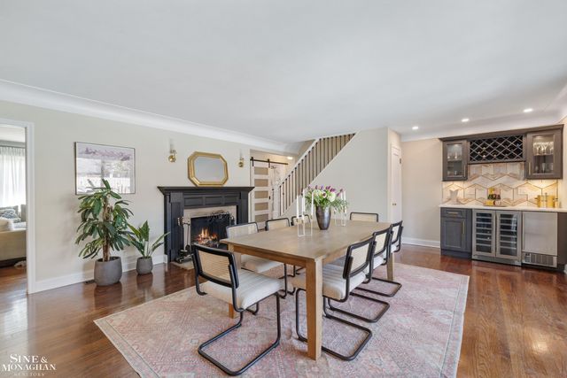 56 Hampton Road, Grosse Pointe Shores, MI 48236
