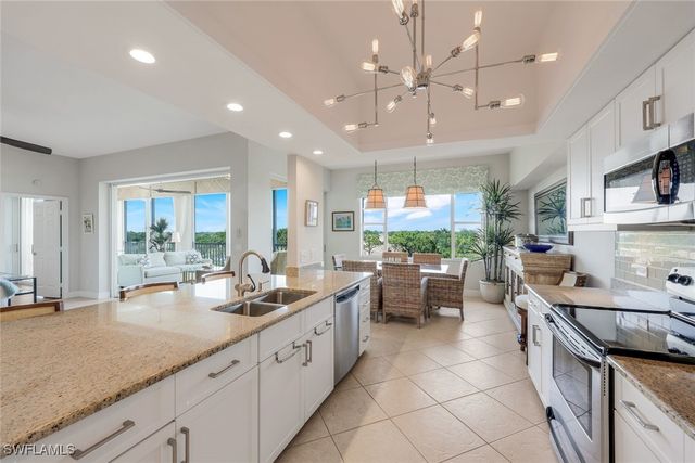 3330 Crossings CT 604, Bonita Springs, FL 34134