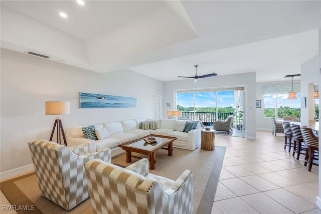 3330 Crossings CT 604, Bonita Springs, FL 34134