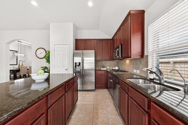 19134 Quarry Lakes Lane S, Richmond, TX 77407