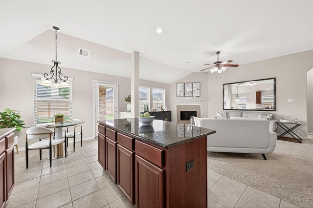 19134 Quarry Lakes Lane S, Richmond, TX 77407