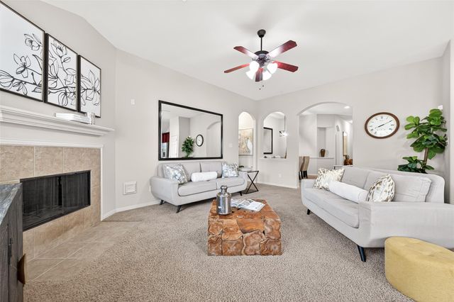 19134 Quarry Lakes Lane S, Richmond, TX 77407