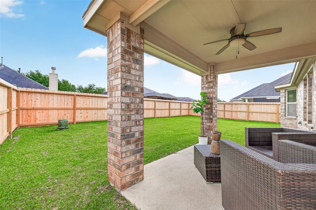19134 Quarry Lakes Lane S, Richmond, TX 77407