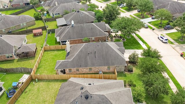 19134 Quarry Lakes Lane S, Richmond, TX 77407