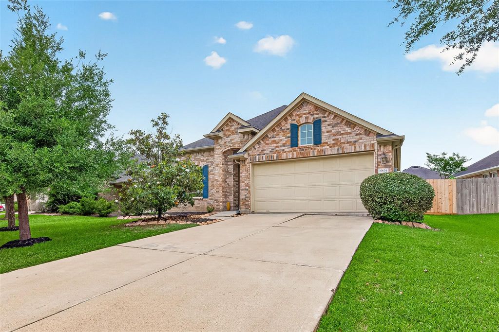 19134 Quarry Lakes Lane S, Richmond, TX 77407