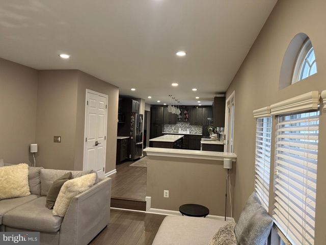 1307 NAUTICAL CIR, Baltimore, MD 21221