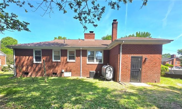 2833 Hollister AVE, Norfolk, VA 23504