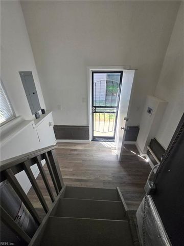 2833 Hollister AVE, Norfolk, VA 23504