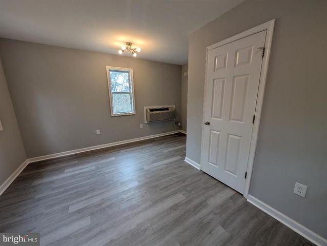401 MIDDLE MOUNTAIN RD, Stanardsville, VA 22973