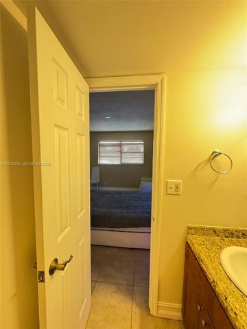 1300 Moffett St 306, Hallandale Beach, FL 33009