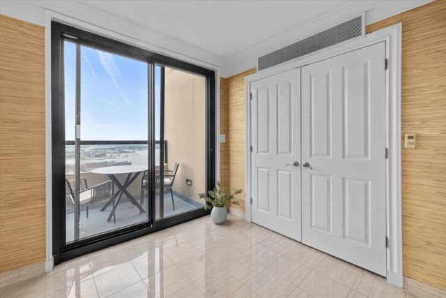 85 East India PH FG, Boston, MA 02110