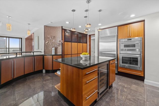 85 East India PH FG, Boston, MA 02110