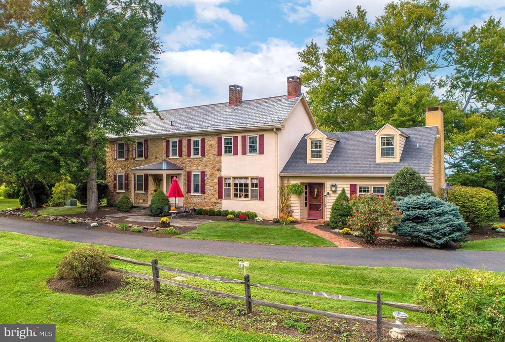2209 SWAMP RD, Furlong, PA 18925 — photo 4