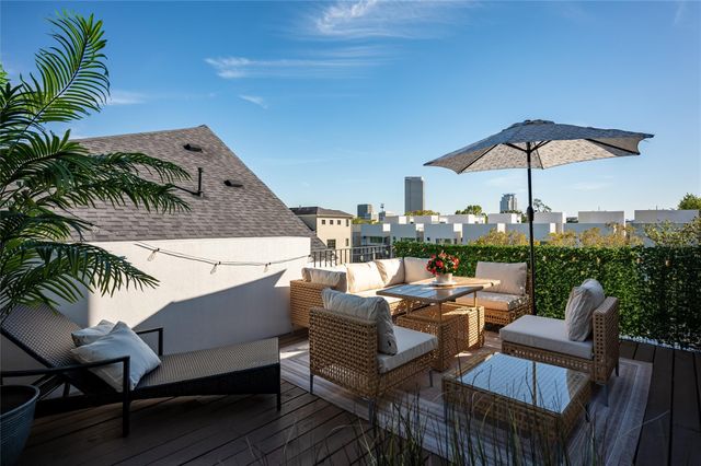 913 Thompson Street, Houston, TX 77007