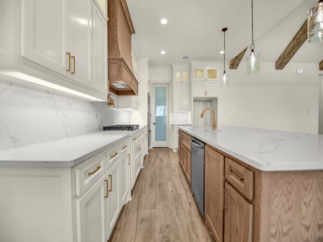 115 Guynell Ridge, Decatur, TX 76234