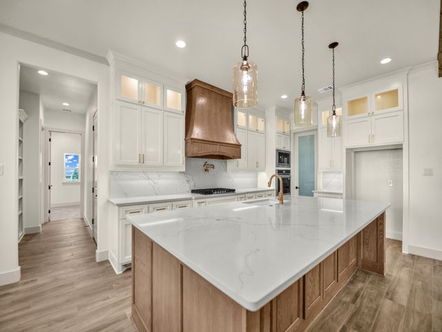 115 Guynell Ridge, Decatur, TX 76234