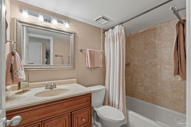 4831 E Olive Rd 1A, Pensacola, FL 32514