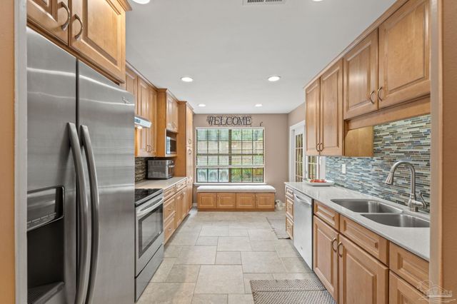 4831 E Olive Rd 1A, Pensacola, FL 32514