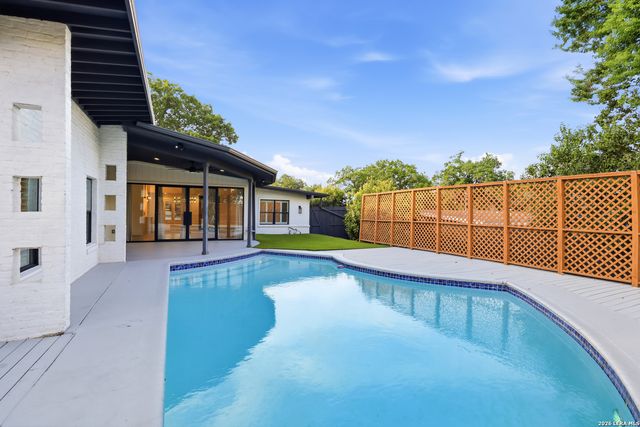 1422 WILTSHIRE AVE, Terrell Hills, TX 78209