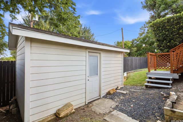 1422 WILTSHIRE AVE, Terrell Hills, TX 78209