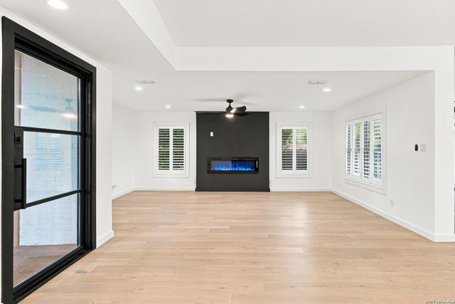 1422 WILTSHIRE AVE, Terrell Hills, TX 78209