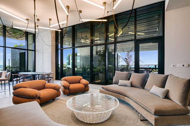 610 Davis ST 2803, Austin, TX 78701