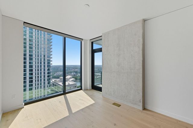 610 Davis ST 2803, Austin, TX 78701
