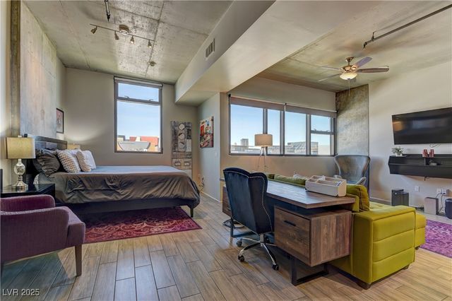 353 East Bonneville Avenue 727, Las Vegas, NV 89101