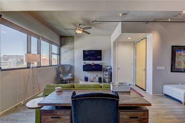 353 East Bonneville Avenue 727, Las Vegas, NV 89101