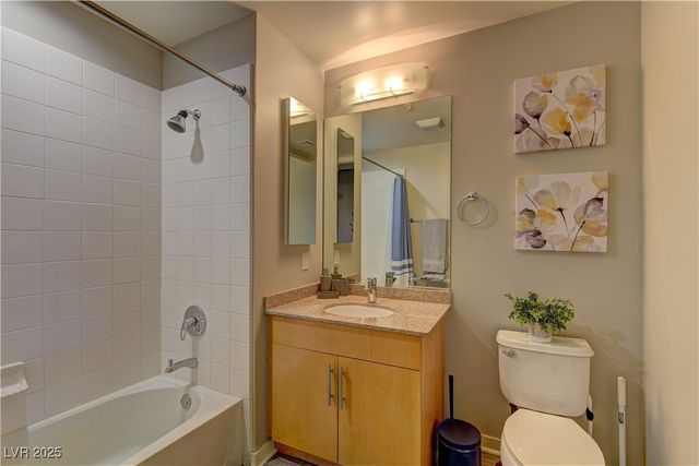 353 East Bonneville Avenue 727, Las Vegas, NV 89101