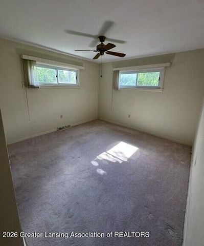 1920 Hall Street, Holt, MI 48842