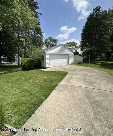 1920 Hall Street, Holt, MI 48842