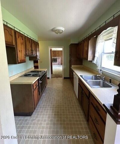 1920 Hall Street, Holt, MI 48842