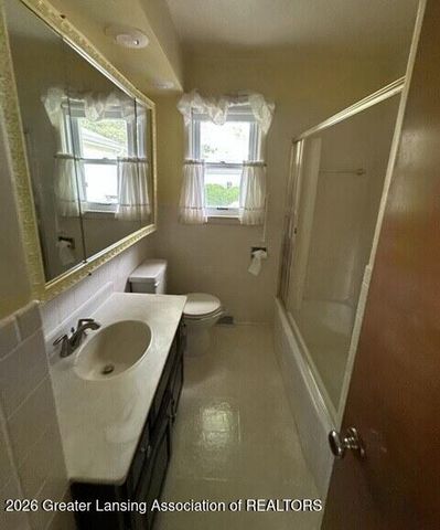 1920 Hall Street, Holt, MI 48842