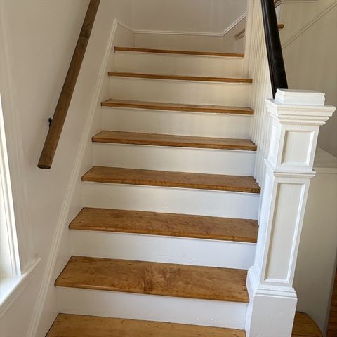 53 Ellington Rd, Quincy, MA 02170