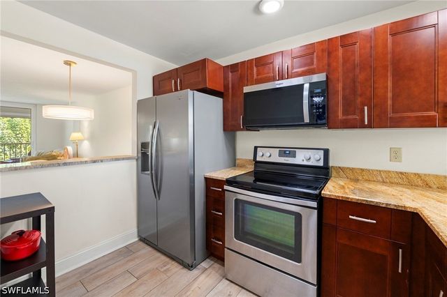 499 Forest Lakes BLVD 201, Naples, FL 34105