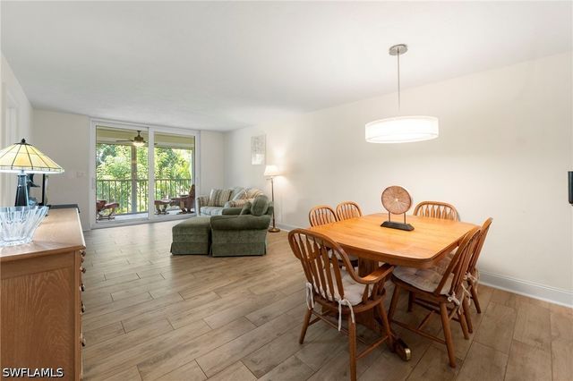 499 Forest Lakes BLVD 201, Naples, FL 34105