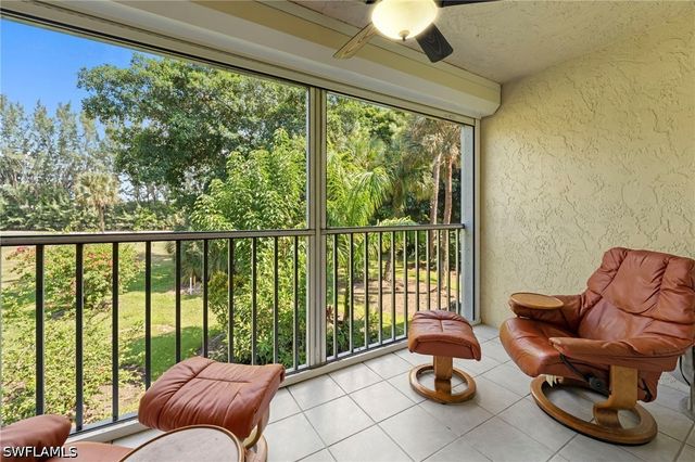 499 Forest Lakes BLVD 201, Naples, FL 34105