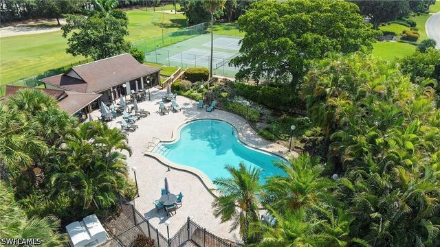 499 Forest Lakes BLVD 201, Naples, FL 34105