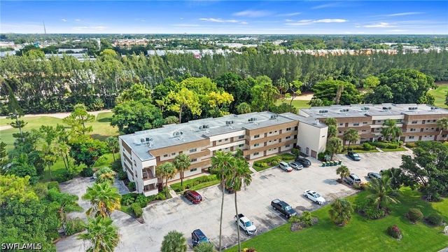 499 Forest Lakes BLVD 201, Naples, FL 34105