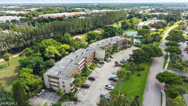 499 Forest Lakes BLVD 201, Naples, FL 34105
