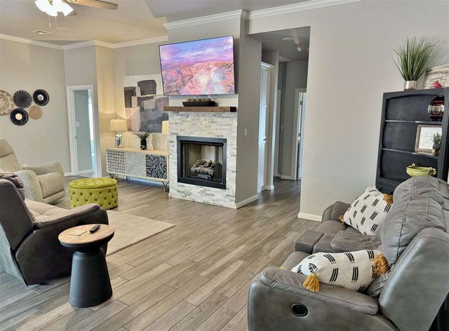 104 Elm Ave, Cache, OK 73527