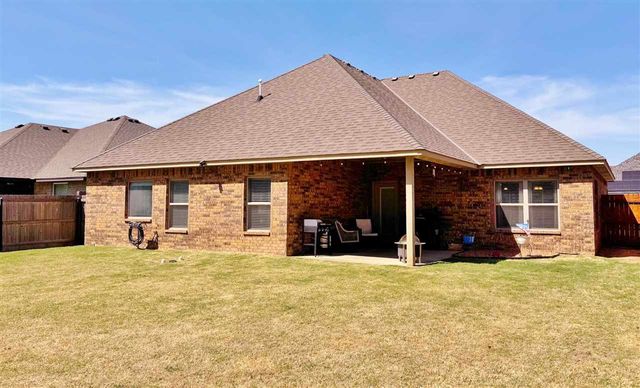 104 Elm Ave, Cache, OK 73527