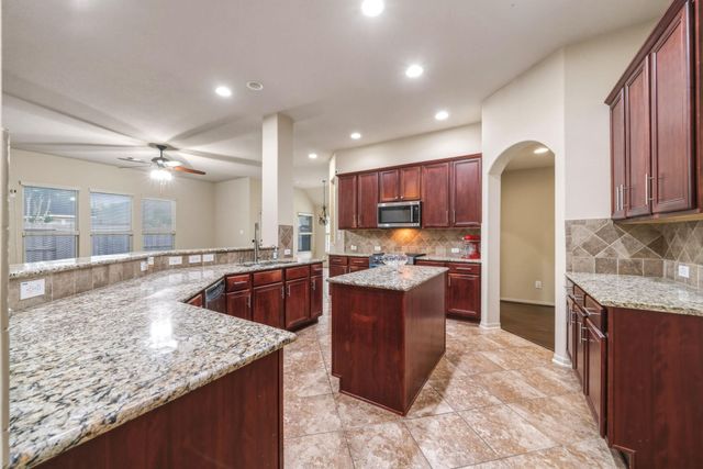 15919 Walnut Shores Drive, Houston, TX 77044