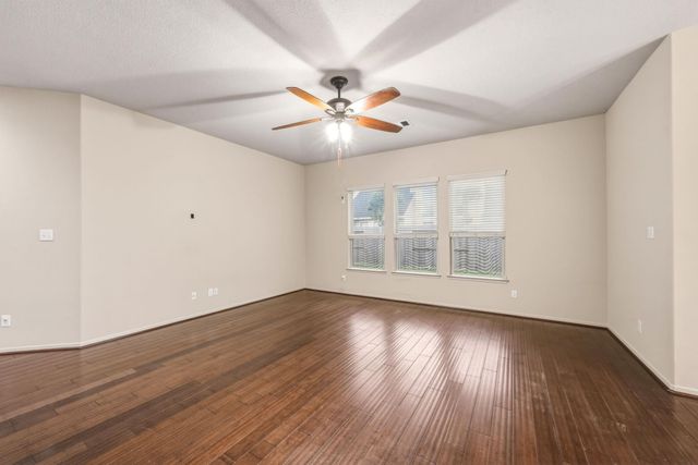 15919 Walnut Shores Drive, Houston, TX 77044