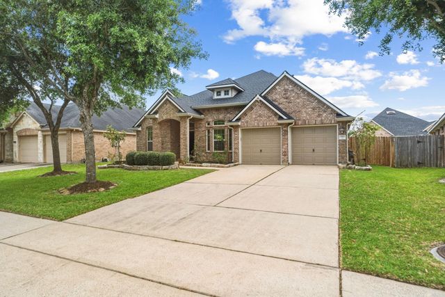 15919 Walnut Shores Drive, Houston, TX 77044