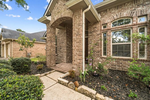 15919 Walnut Shores Drive, Houston, TX 77044