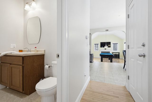 173 Jenkins Farm Road, Chester, NH 03036